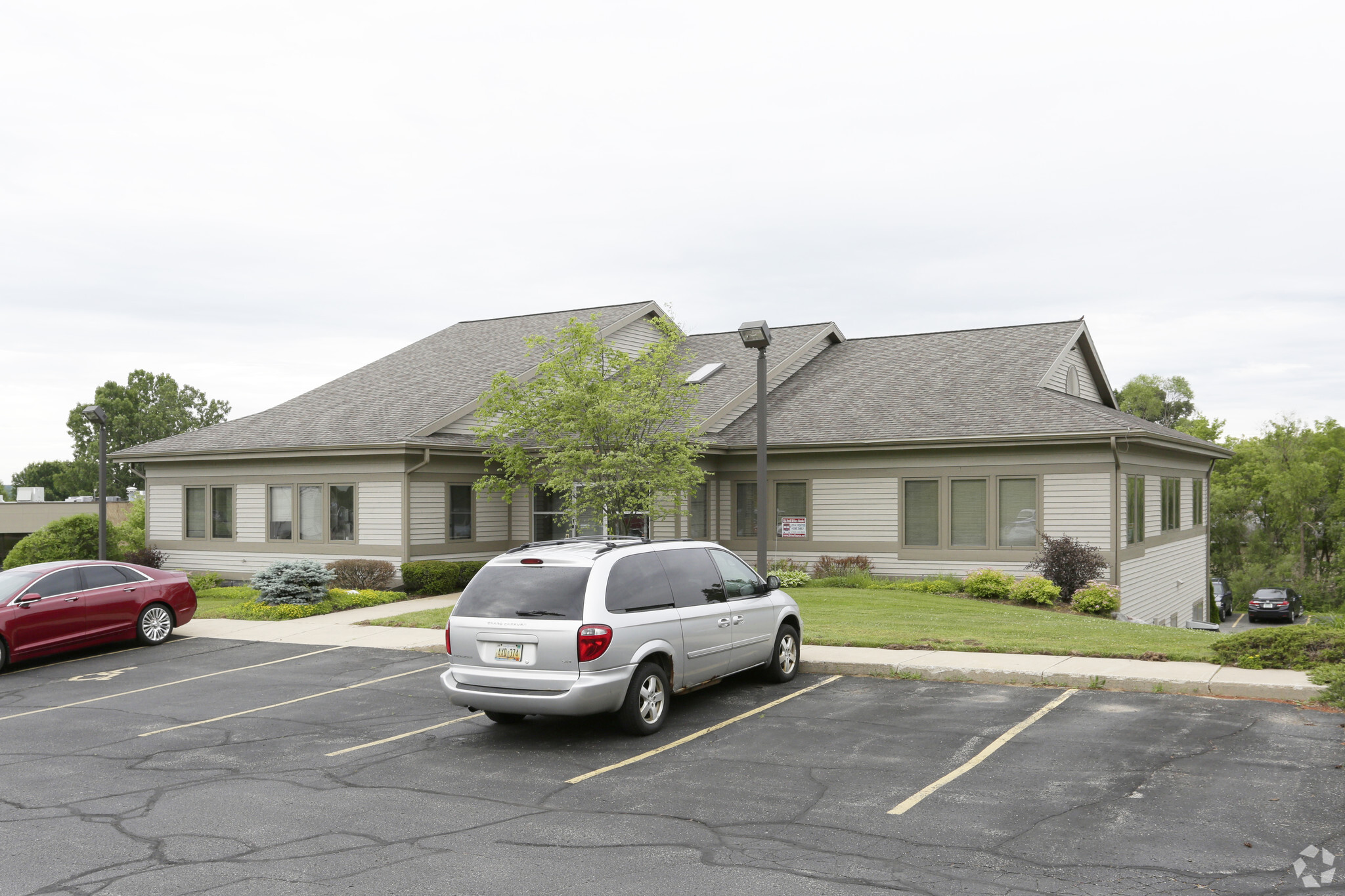 600 3 Mile Rd, Grand Rapids, MI for lease Primary Photo- Image 1 of 10