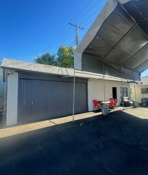 1022-1024 W Burbank Blvd, Burbank, CA à vendre - Photo du bâtiment - Image 3 de 6