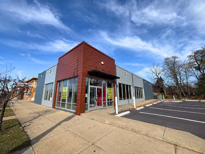 18230 Grand River Ave, Detroit, MI à louer - Photo du bâtiment - Image 2 de 9