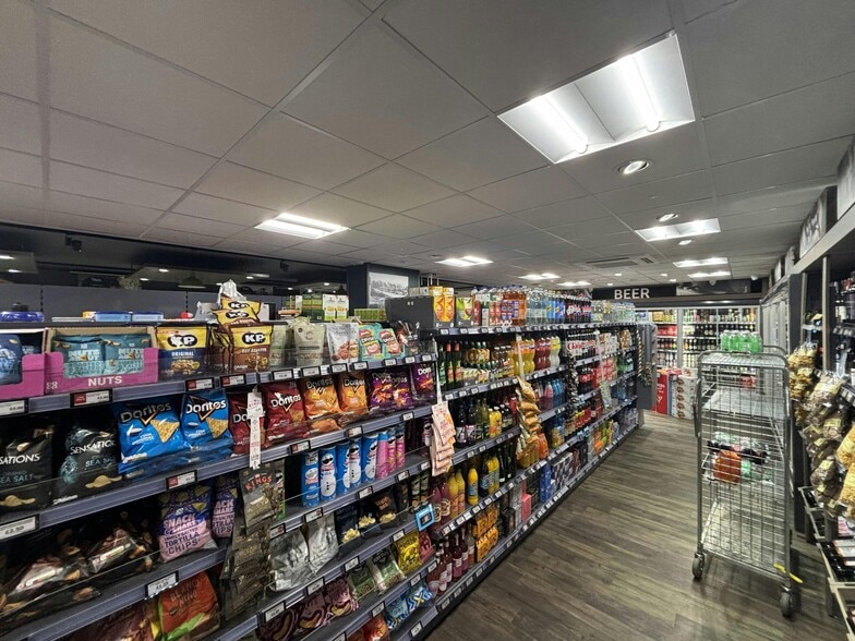 3 Draycott Rd, Abingdon for sale - Interior Photo - Image 3 of 7