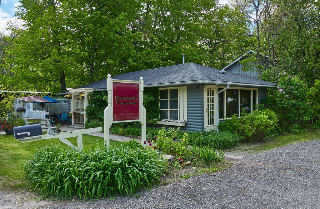 73 Big Bay Point Rd, Innisfil, ON for sale Primary Photo- Image 1 of 1