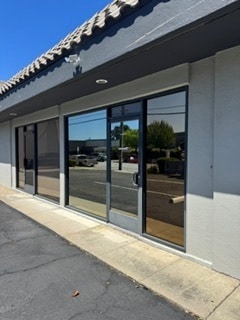 2650-2656 Nicholson St, San Leandro, CA for lease Interior Photo- Image 1 of 12