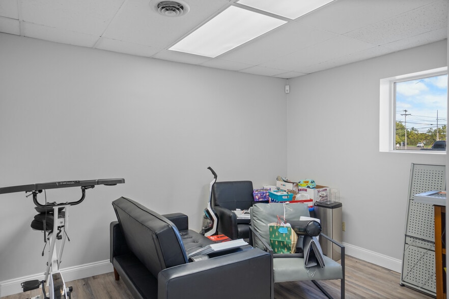 117 Schuyler St, Fulton, NY for lease - Building Photo - Image 2 of 14