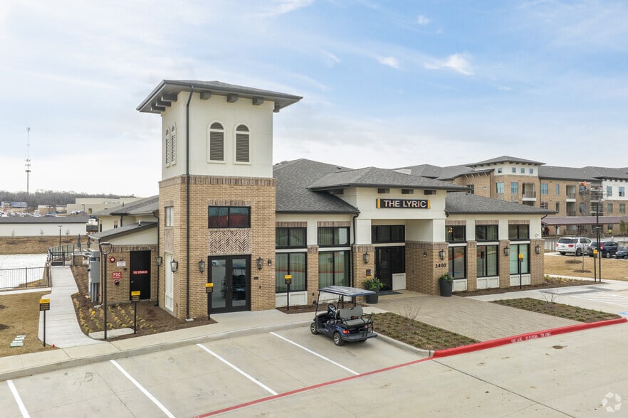 1320 N Main St, Keller, TX for sale - Primary Photo - Image 1 of 7