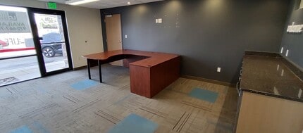 1712-1780 Topaz Dr, Loveland, CO for lease Interior Photo- Image 1 of 9