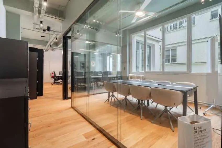 19 Rue Béranger, Paris for lease Interior Photo- Image 1 of 12