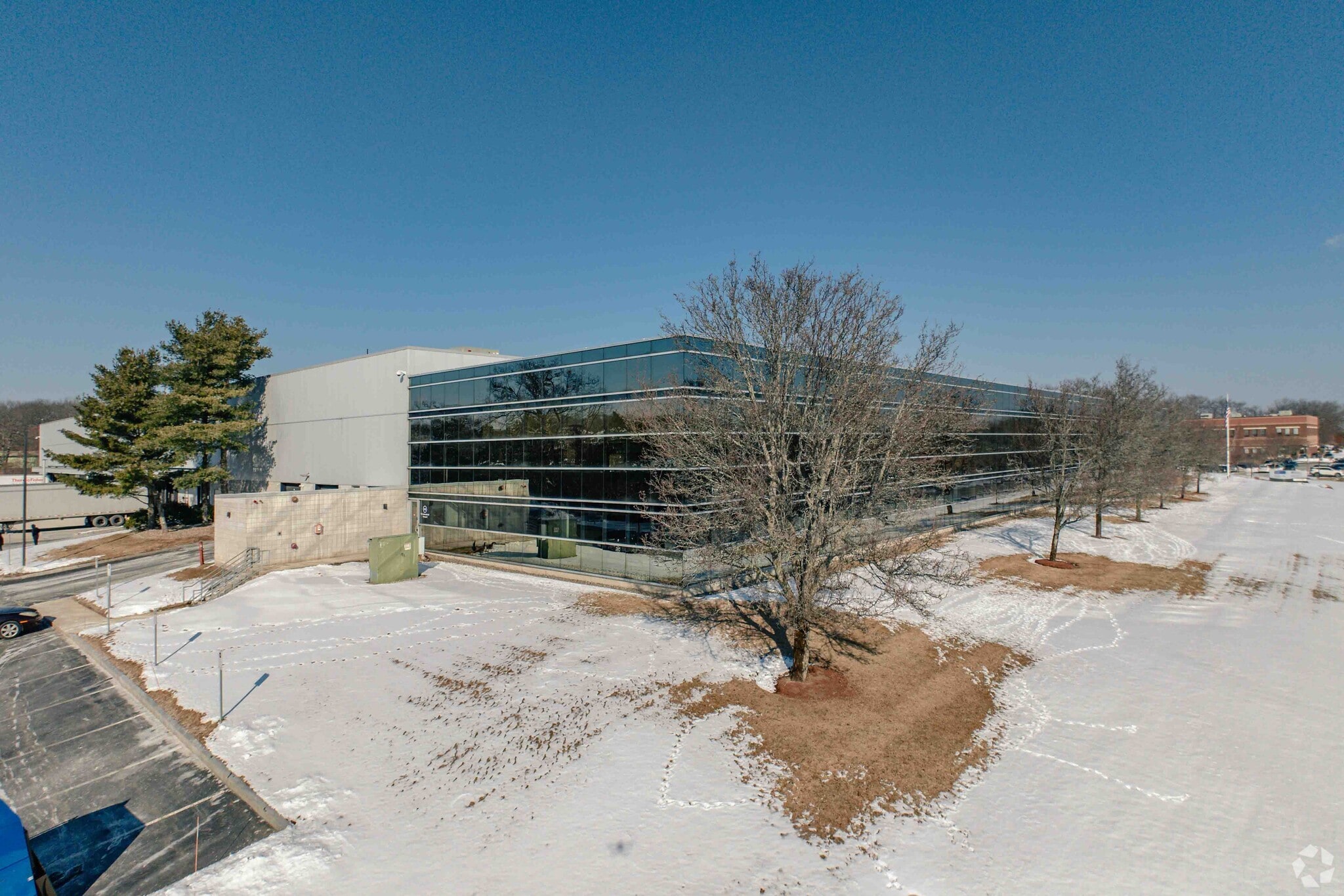 300 Jubilee Dr, Peabody, MA for lease Primary Photo- Image 1 of 5