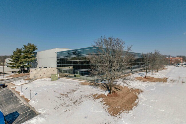 Plus de détails pour 300 Jubilee Dr, Peabody, MA - Industriel à louer