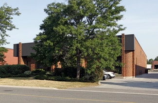 Plus de détails pour 5641 McAdam Rd, Mississauga, ON - Industriel à louer