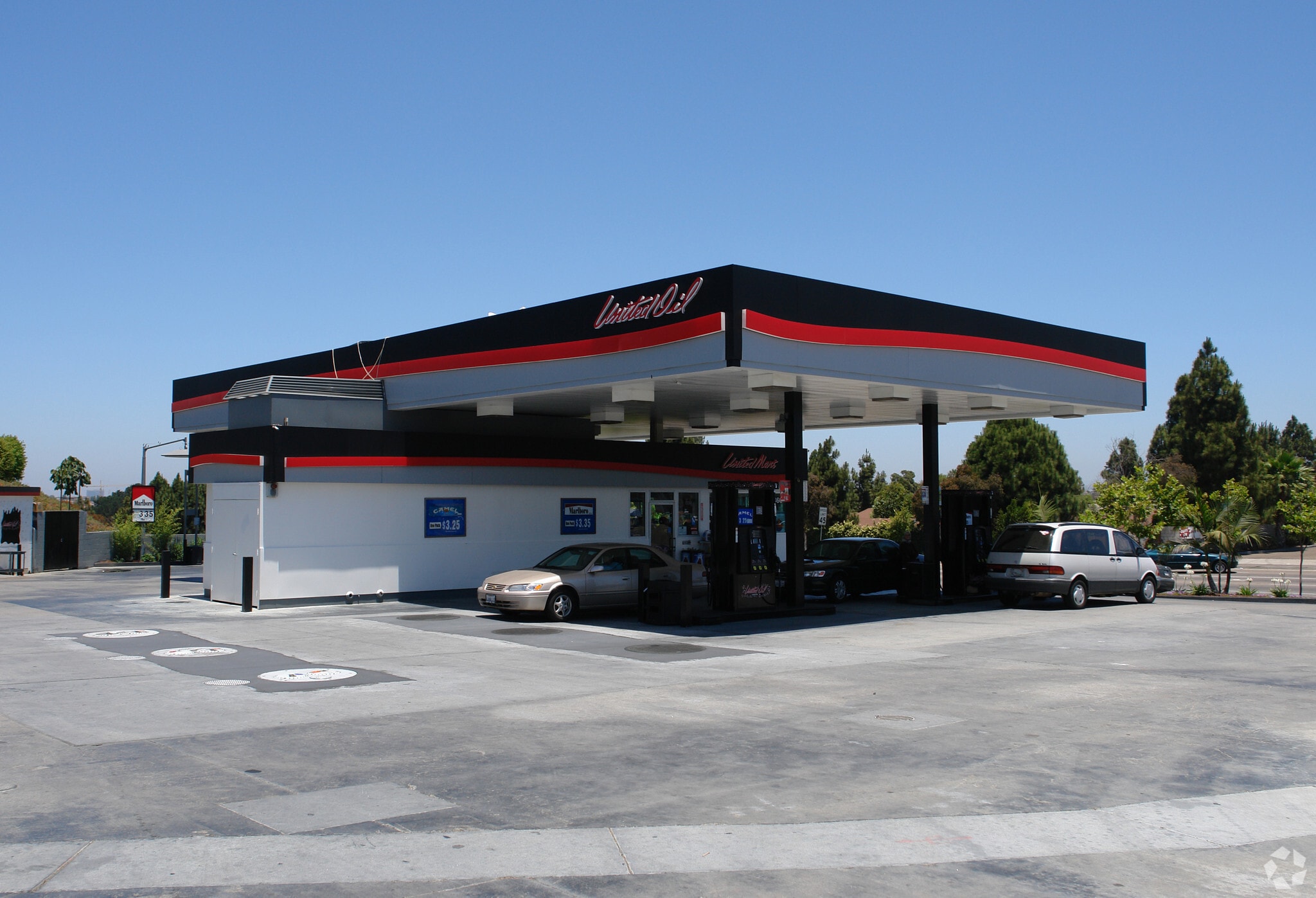 3860 Governor Dr, San Diego, CA for sale Primary Photo- Image 1 of 5