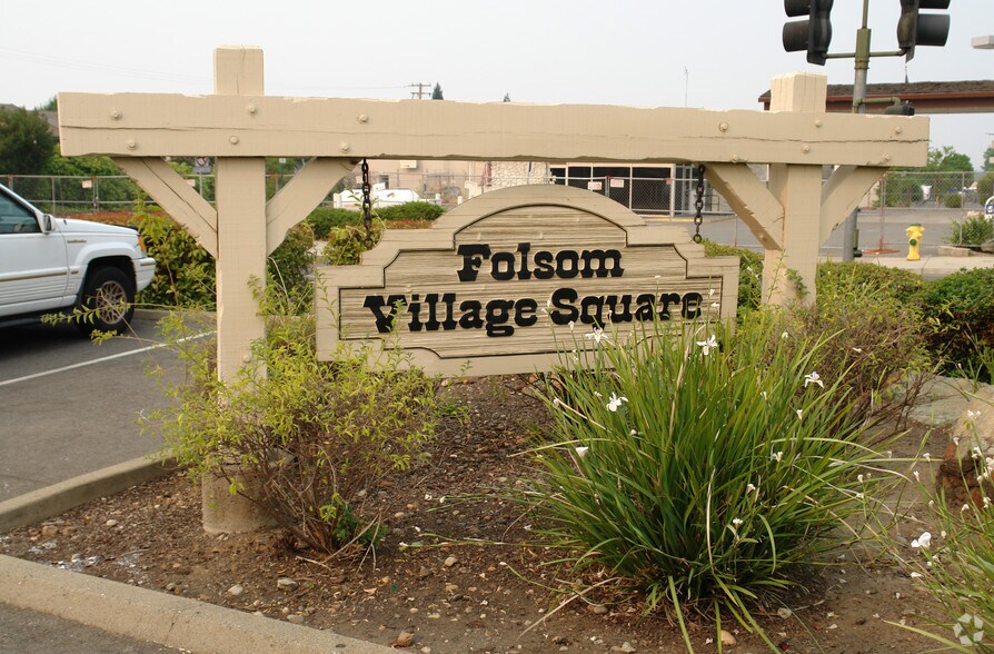 47-55 Natoma St, Folsom, CA à louer - Photo du bâtiment - Image 2 de 2