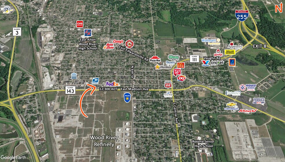 211 Madison Ave, Wood River, IL à vendre - Photo du bâtiment - Image 2 de 17