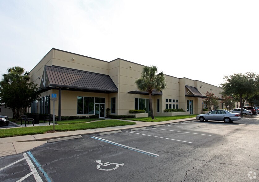 12479 Research Pky, Orlando, FL for lease - Building Photo - Image 2 of 3