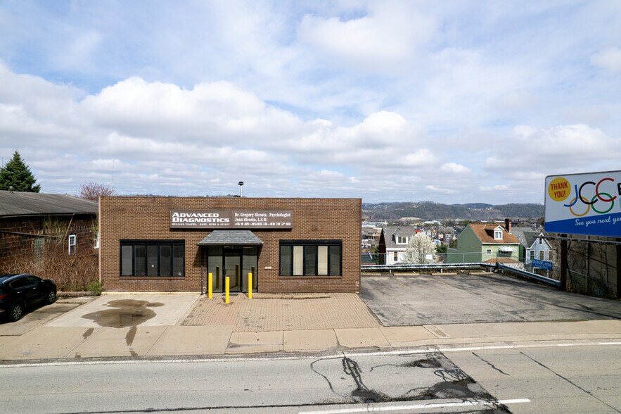 3519 Bigelow Blvd, Pittsburgh, PA à vendre - Photo du bâtiment - Image 2 de 4