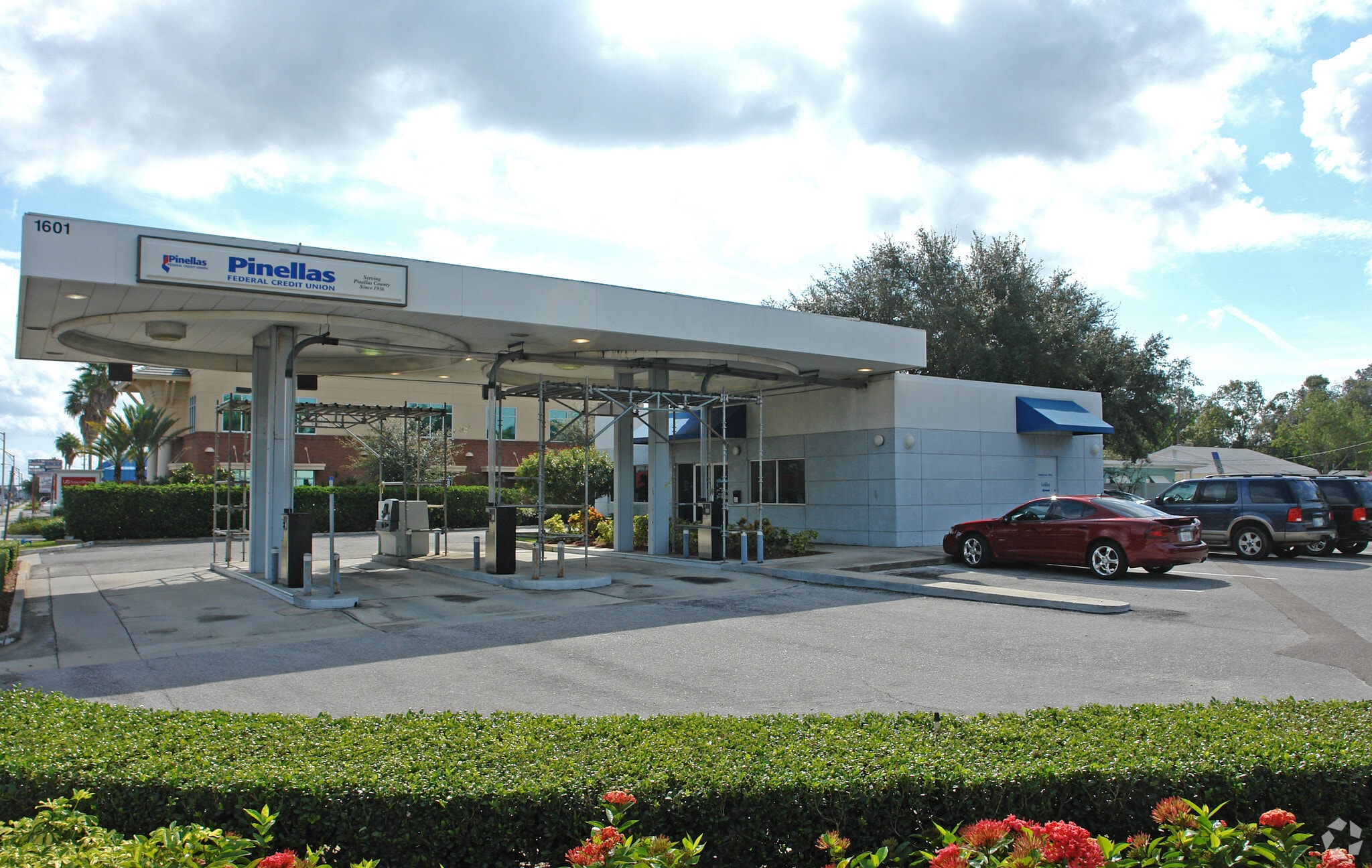 1601 Gulf To Bay Blvd, Clearwater, FL for sale Primary Photo- Image 1 of 10