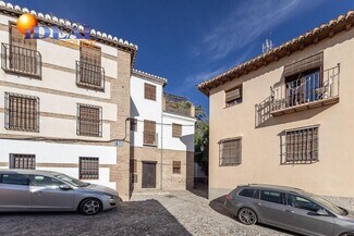 More details for Placeta del Cristo de las Azucenas, 5-5, Granada - Multifamily for Sale