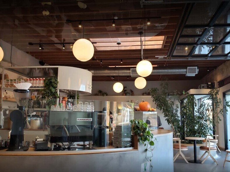 4310-4312 W Jefferson Blvd, Los Angeles, CA à vendre - Photo intérieure - Image 3 de 13