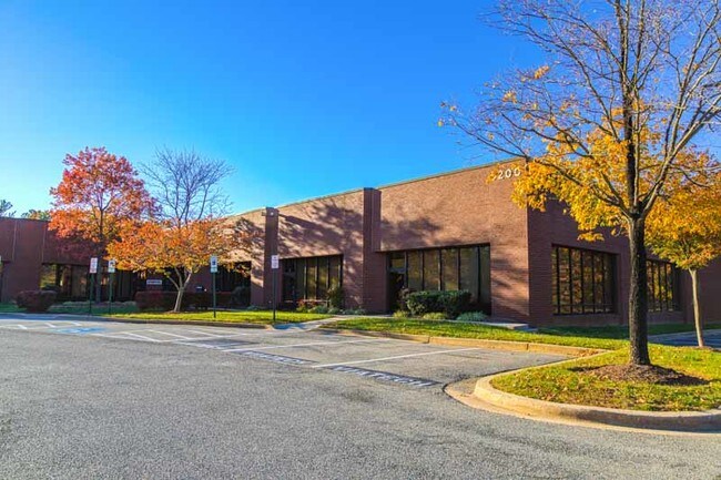 Plus de détails pour 5200 Philadelphia Way, Lanham, MD - Local d'activités, Industriel à louer