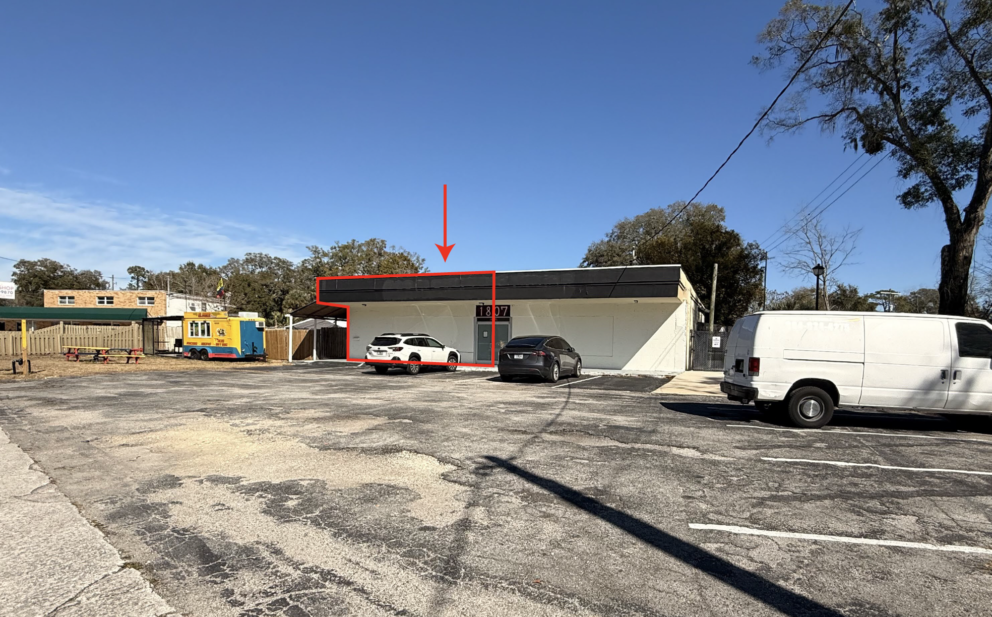 1807 Rogero Rd, Jacksonville, FL for lease Primary Photo- Image 1 of 10