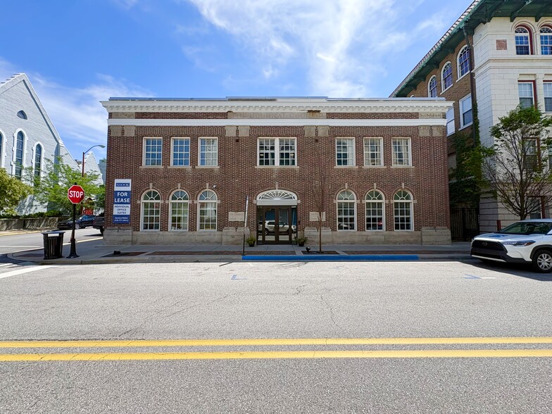 221 N 6th St, Lafayette, IN for lease - Building Photo - Image 1 of 8