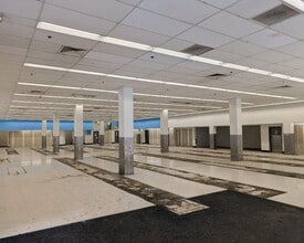 601 Race St, Cincinnati, OH for lease Interior Photo- Image 1 of 3