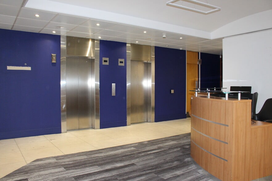 17-19 Rochester Row, London for lease - Building Photo - Image 1 of 8