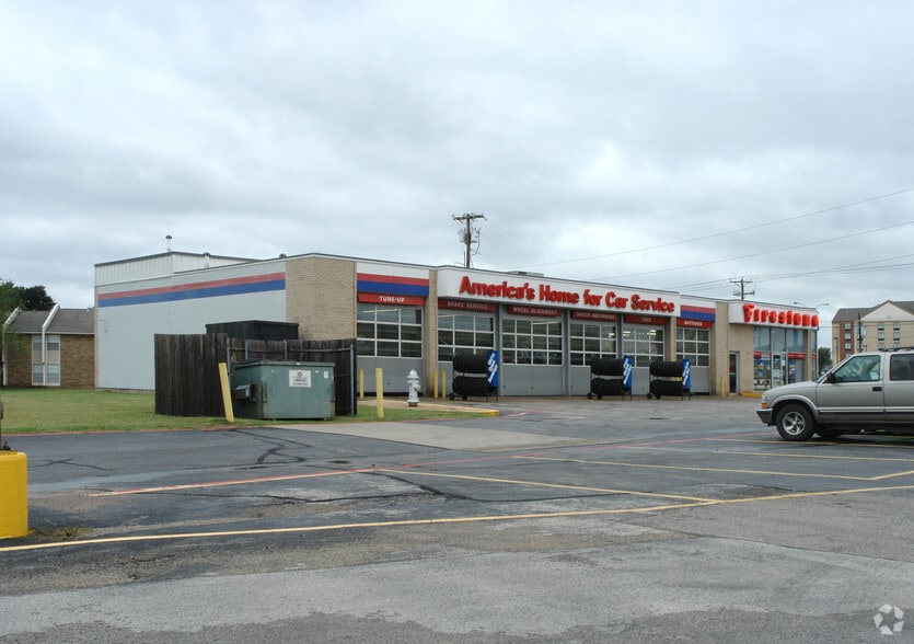 210 E Camp Wisdom Rd, Duncanville, TX à vendre - Photo principale - Image 1 de 3