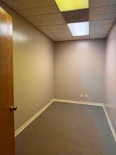2170 Business Center Dr, Memphis, TN for lease Interior Photo- Image 2 of 6