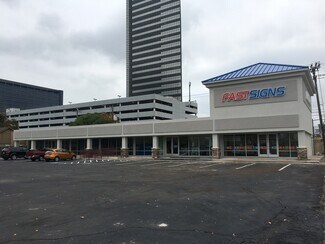 Plus de détails pour 2535 Blue Willow Dr, Houston, TX - Commerce de détail à louer