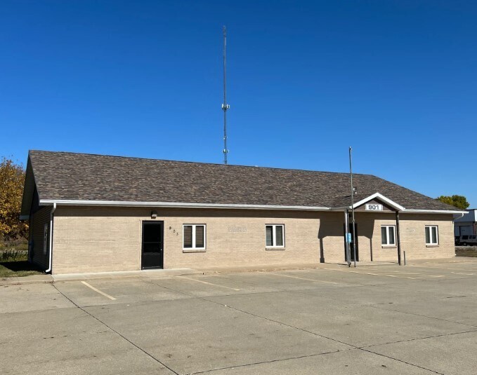 901 W 21st St, South Sioux City, NE à vendre - Photo du bâtiment - Image 3 de 3