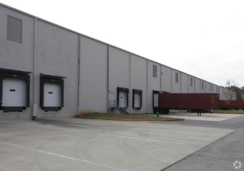 166 Etowah Industrial Ct, Canton, GA à louer - Photo du bâtiment - Image 3 de 3