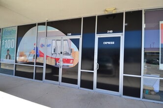 11078 Veterans Memorial Dr, Houston, TX for lease Building Photo- Image 1 of 7