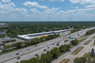 5900-5934 S Loop Fwy, Houston, TX - AÉRIEN  Vue de la carte - Image1