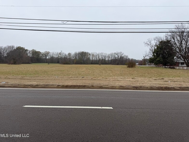 1 Highway 51 Hwy, Horn Lake, MS for sale - Primary Photo - Image 1 of 2