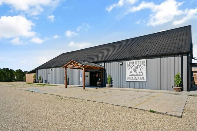 Plus de détails pour 51494 La-16 Hwy, Denham Springs, LA - Commerce de détail à vendre