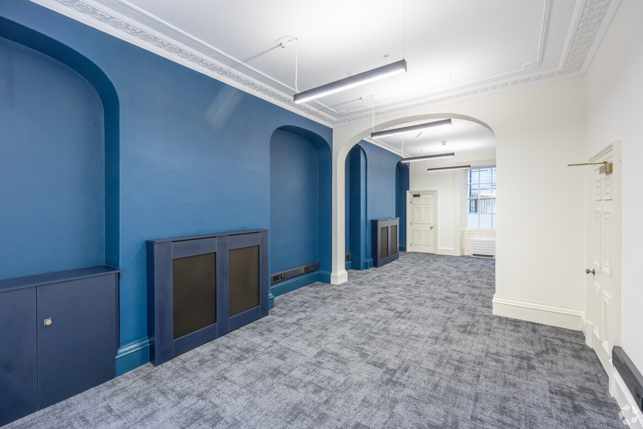 49-50 Queen Sq, Bristol à louer Photo intérieure- Image 1 de 2