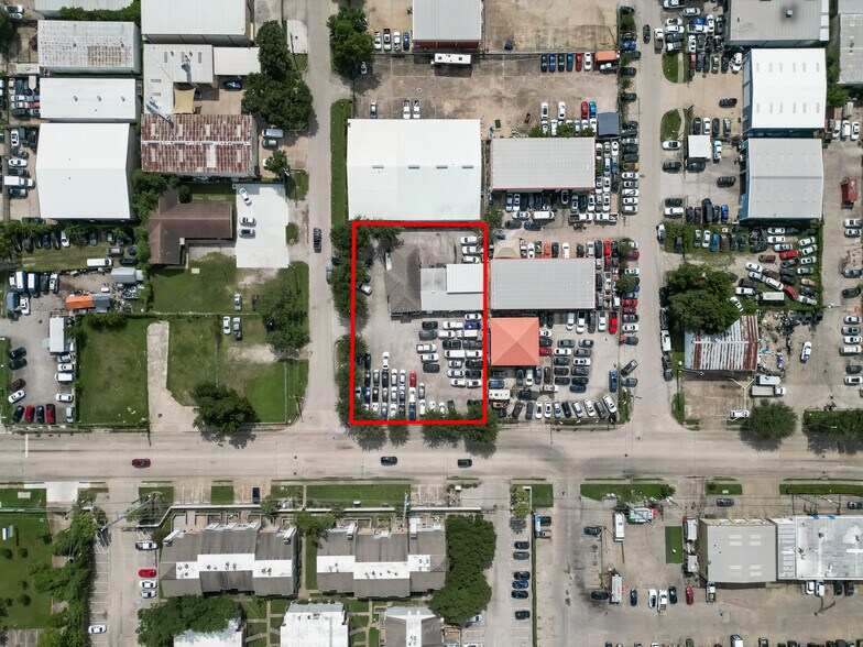 3410 Dunvale Rd, Houston, TX à vendre - Photo du bâtiment - Image 1 de 9