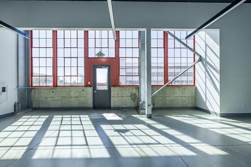 707 W Tower Ave, Alameda, CA for lease - Building Photo - Image 3 of 5