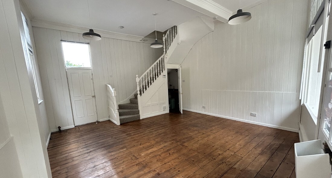 146 Walcot St, Bath for lease Interior Photo- Image 1 of 2