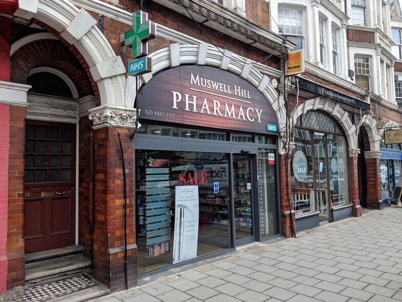 110 Fortis Green Rd, London for lease - Primary Photo - Image 1 of 1