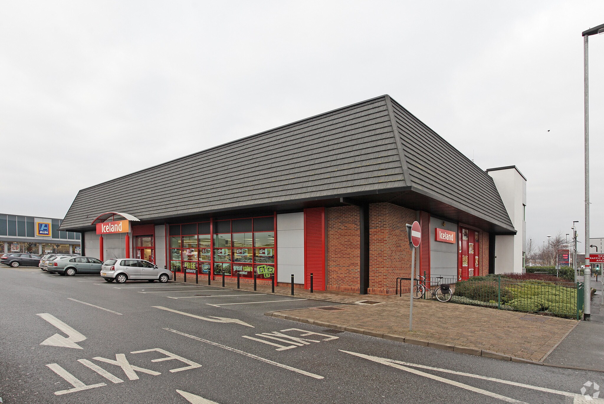 Dragon Ln, Durham à vendre Photo principale- Image 1 de 3