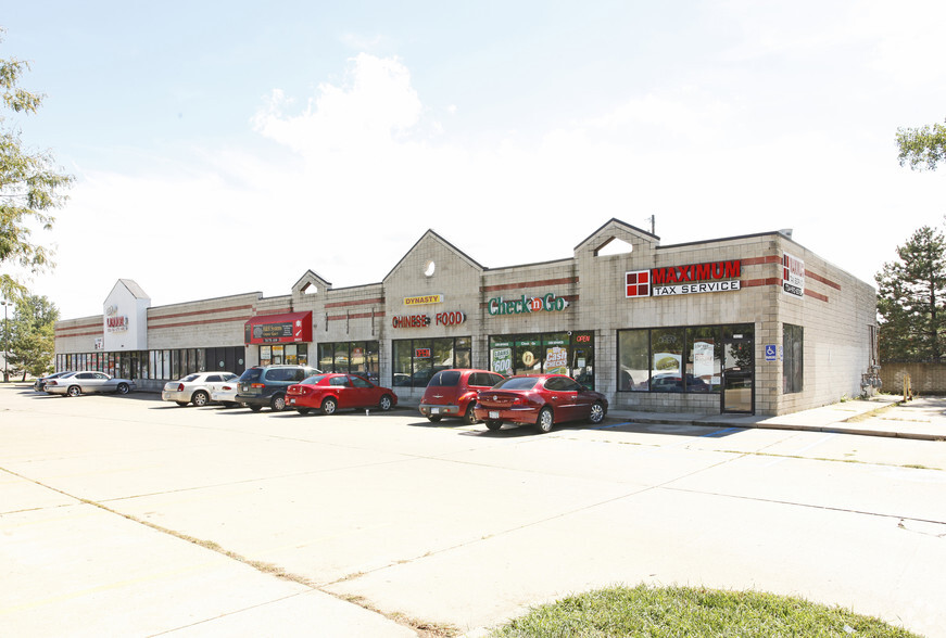 26201-26219 Eureka Rd, Taylor, MI for sale - Primary Photo - Image 1 of 1