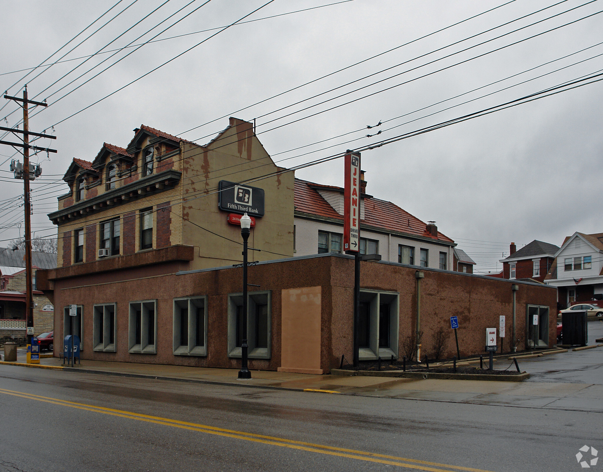 240 Fairfield Ave, Bellevue, KY for lease Primary Photo- Image 1 of 3