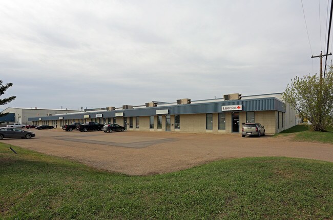 Plus de détails pour 9204-9240 27 Av NW, Edmonton, AB - Local d'activités à louer