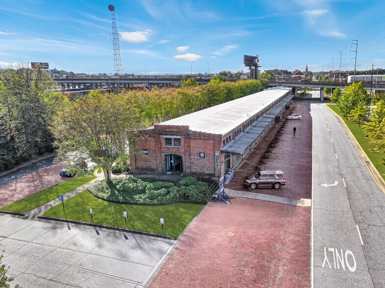 1300 Sixth Ave, Columbus, GA à vendre - Photo du bâtiment - Image 2 de 16