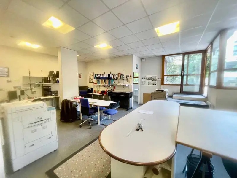 Multifamily in Paris for sale Interior Photo- Image 1 of 12