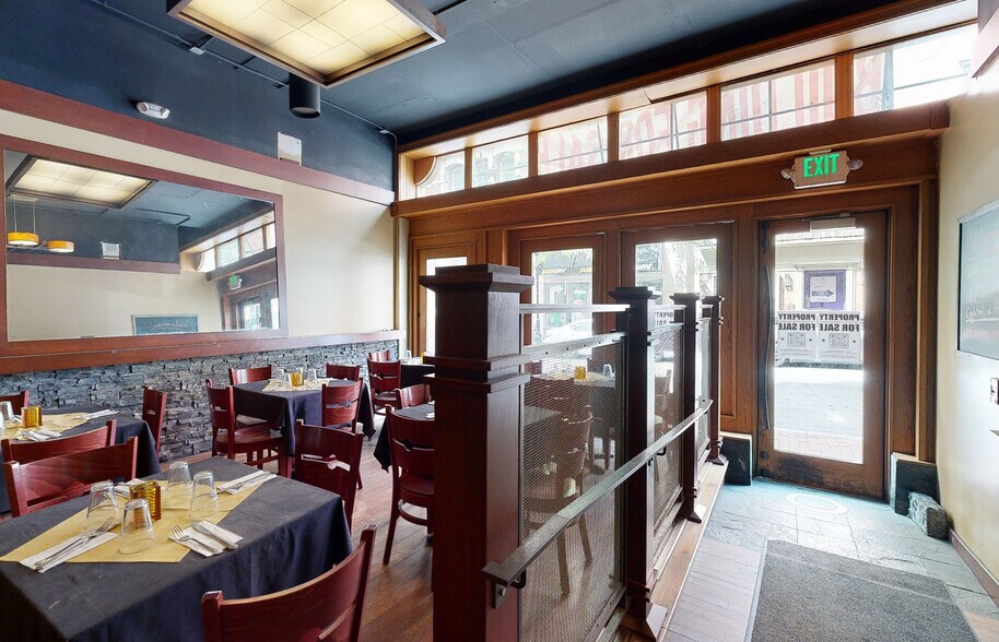 313 N Charles St, Baltimore, MD à vendre - Photo intérieure - Image 3 de 15