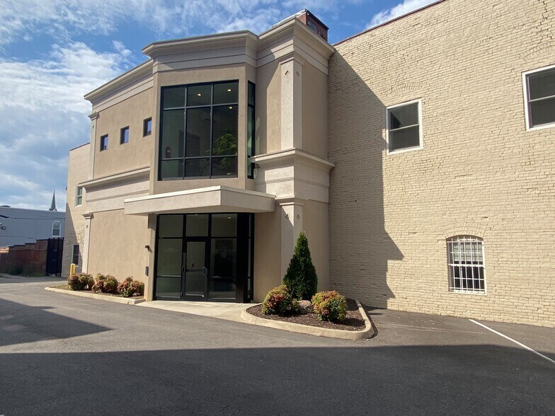 505 Jefferson St, Roanoke, VA for lease Primary Photo- Image 1 of 3
