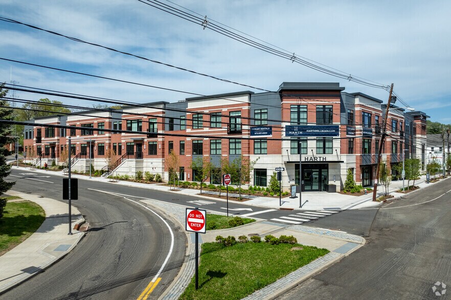 397 Millburn Ave, Millburn, NJ à louer - Photo du bâtiment - Image 1 de 31