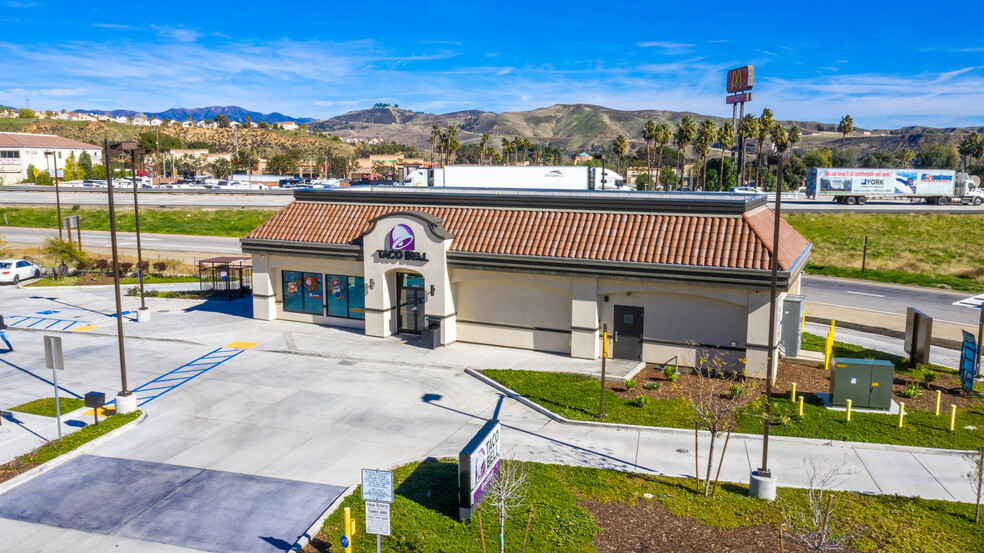 31824 The Old Rd, Castaic, CA à vendre - Photo du bâtiment - Image 1 de 1